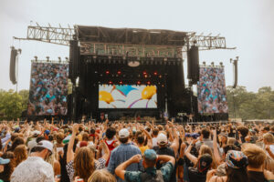 Une scène plus grande, des noms plus grands : Hinterland Music Festival franchit une nouvelle étape avec la SAM750 de Stageline