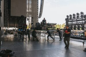 sam750_miami_beach_setup_stageline